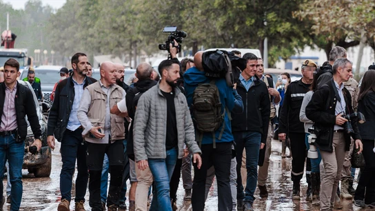 Pedro Sánchez, durante su visita a Paiporta Pedro Sánchez, durante su visita a Paiporta