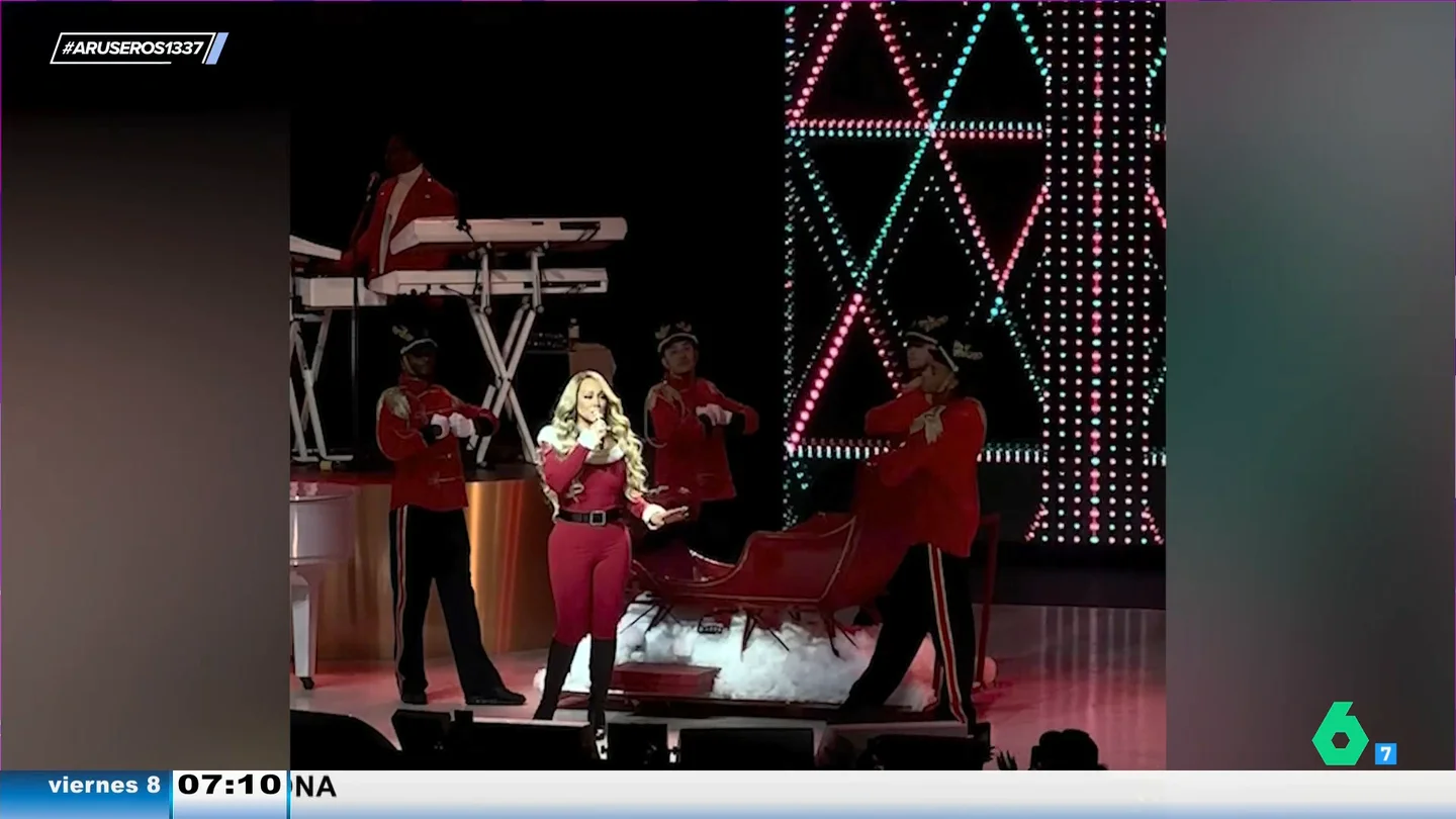 Así arranca Mariah Carey su gira navideña con su himno: 'All I Want for Christmas Is You' Así arranca Mariah Carey su gira navideña con su himno: 'All I Want for Christmas Is You'