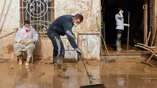Afectados por la DANA en Valencia. Afectados por la DANA en Valencia.