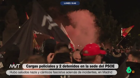 Iñaki López reacciona a la manifestación ultra en Ferraz: "Ni un grito de apoyo a Valencia, solo cánticos nazis" Iñaki López reflexiona en este vídeo sobre la manifestación convocada por un grupo neonazi frente a Ferraz que, explica el presentador, "prendía mostrar algún tipo de apoyo a Valencia", pero donde se oyeron cánticos fascistas, homófobos y racistas.