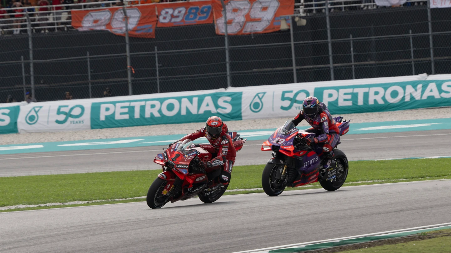 Pecco Bagnaia y Jorge Martín Pecco Bagnaia y Jorge Martín