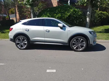 Audi Q3 45 TFSI Sportback Audi Q3 45 TFSI Sportback