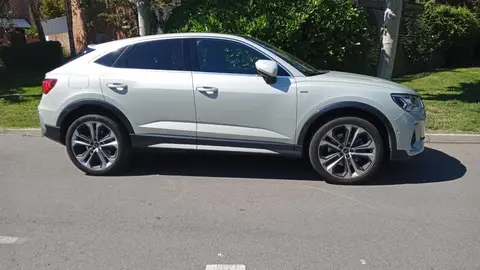 Audi Q3 45 TFSI Sportback Audi Q3 45 TFSI Sportback