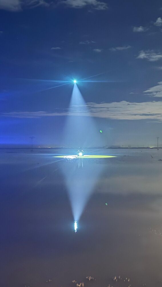 La Guardia Civil recupera un cadáver en L'Albufera.