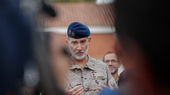 El rey Felipe VI durante su visita su visita a la base militar Jaime I de Bétera El rey Felipe VI durante su visita su visita a la base militar Jaime I de Bétera