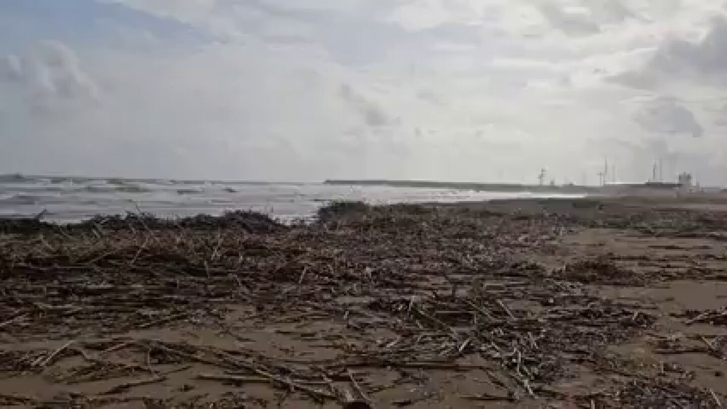 Así ha quedado la playa de Gandía tras el temporal