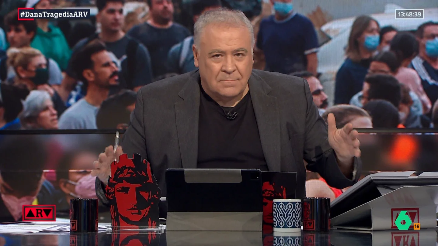 Ferreras, sobre Mazón el día de la DANA: "Había ya inundaciones en Valencia y él se va comer con toda su pachorra" Ferreras, sobre Mazón el día de la DANA: "Había ya inundaciones en Valencia y él se va comer con toda su pachorra"