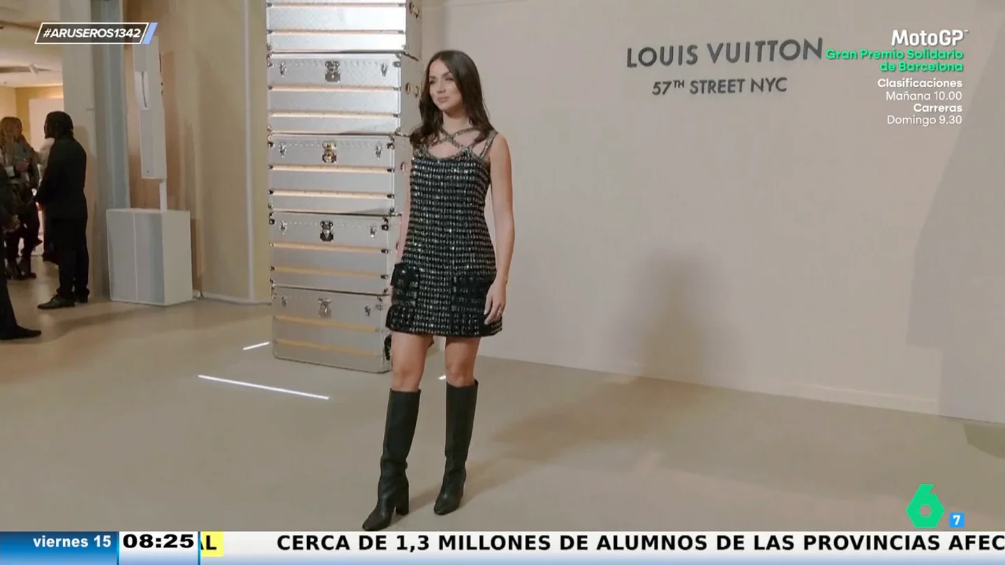 El brillante look de Ana de Armas en la inauguración de la tienda de Louis Vuitton en Nueva York El brillante look de Ana de Armas en la inauguración de la tienda de Louis Vuitton en Nueva York