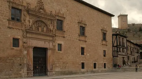 Palacio de los Condes de Miranda de Peñaranda de Duero Palacio de los Condes de Miranda de Peñaranda de Duero