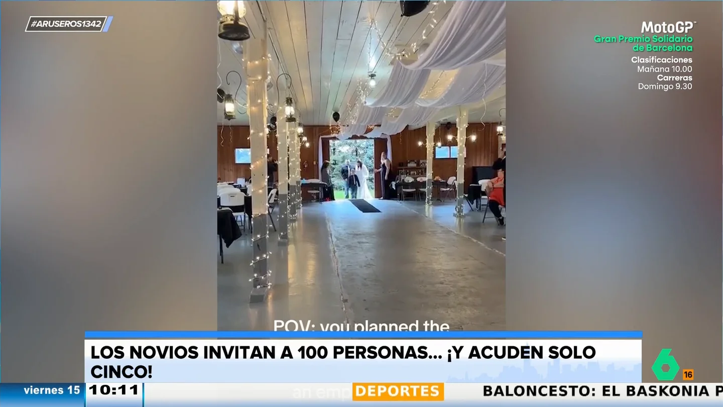 Unos novios mandan 100 invitaciones para su boda y acuden solo cinco: "Se han dado el piro" Unos novios mandan 100 invitaciones para su boda y acuden solo cinco: "Se han dado el piro"