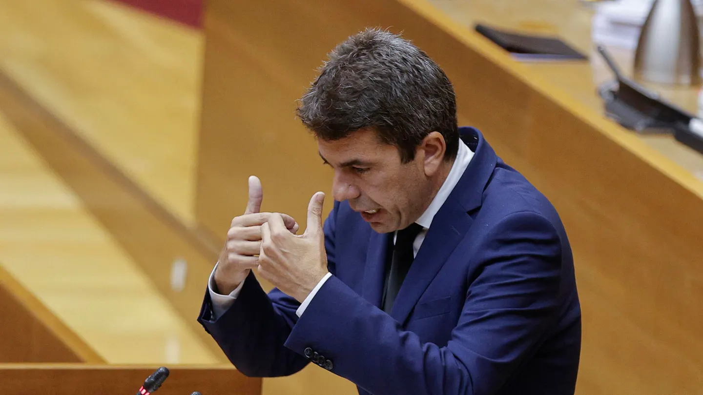 Carlos Mazón, en Les Corts Carlos Mazón, en Les Corts