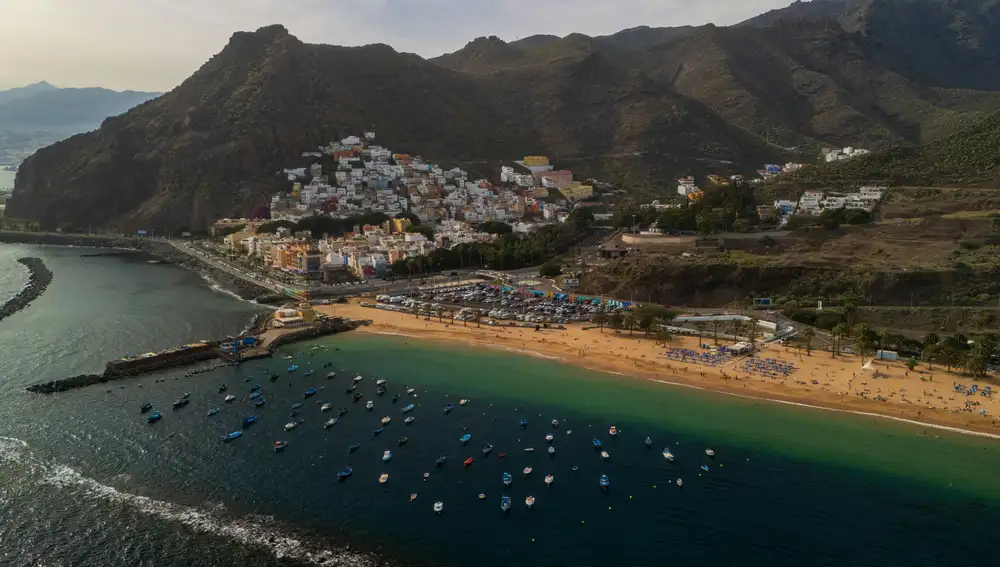Playa de las Teresitas Playa de las Teresitas