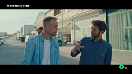 Dani Benítez, sobre el botellazo a Clos Gómez: "Mourinho me hizo un gesto en plan 'tira para el vestuario..." Dani Benítez, sobre el botellazo a Clos Gómez: "Mourinho me hizo un gesto en plan 'tira para el vestuario..."