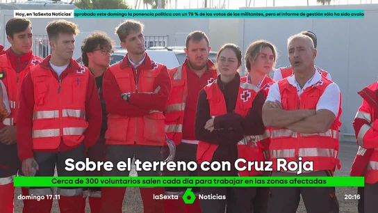 Miembros de Cruz Roja en Valencia Miembros de Cruz Roja en Valencia
