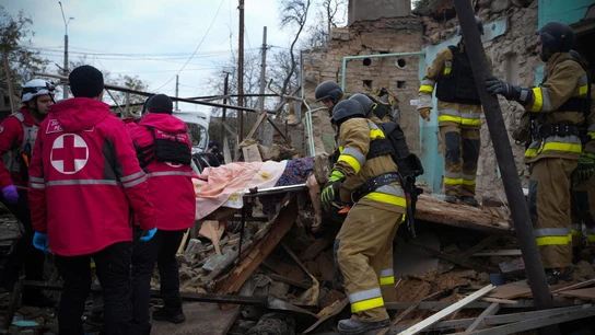 Rusia lanza un ataque masivo contra Ucrania con 120 misiles y 90 drones contra la infraestructura energética de Ucrania Entrenamiento de soldados ucranianos en la zona de Járkov, al noreste de Ucrania
