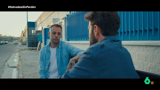 Dani Benítez, sobre el botellazo a Clos Gómez: "Mourinho me hizo un gesto en plan 'tira para el vestuario..." Dani Benítez, sobre el botellazo a Clos Gómez: "Mourinho me hizo un gesto en plan 'tira para el vestuario..."