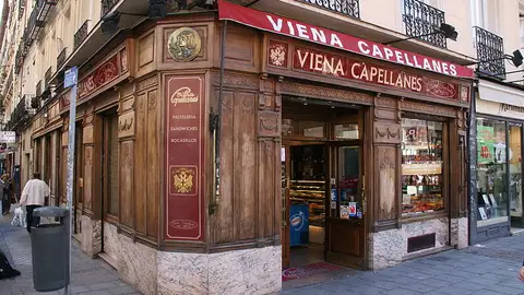 Viena Capellanes en la Calle Fuencarral Viena Capellanes en la Calle Fuencarral