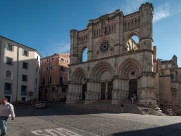 Catedral de Santa María y San Julián