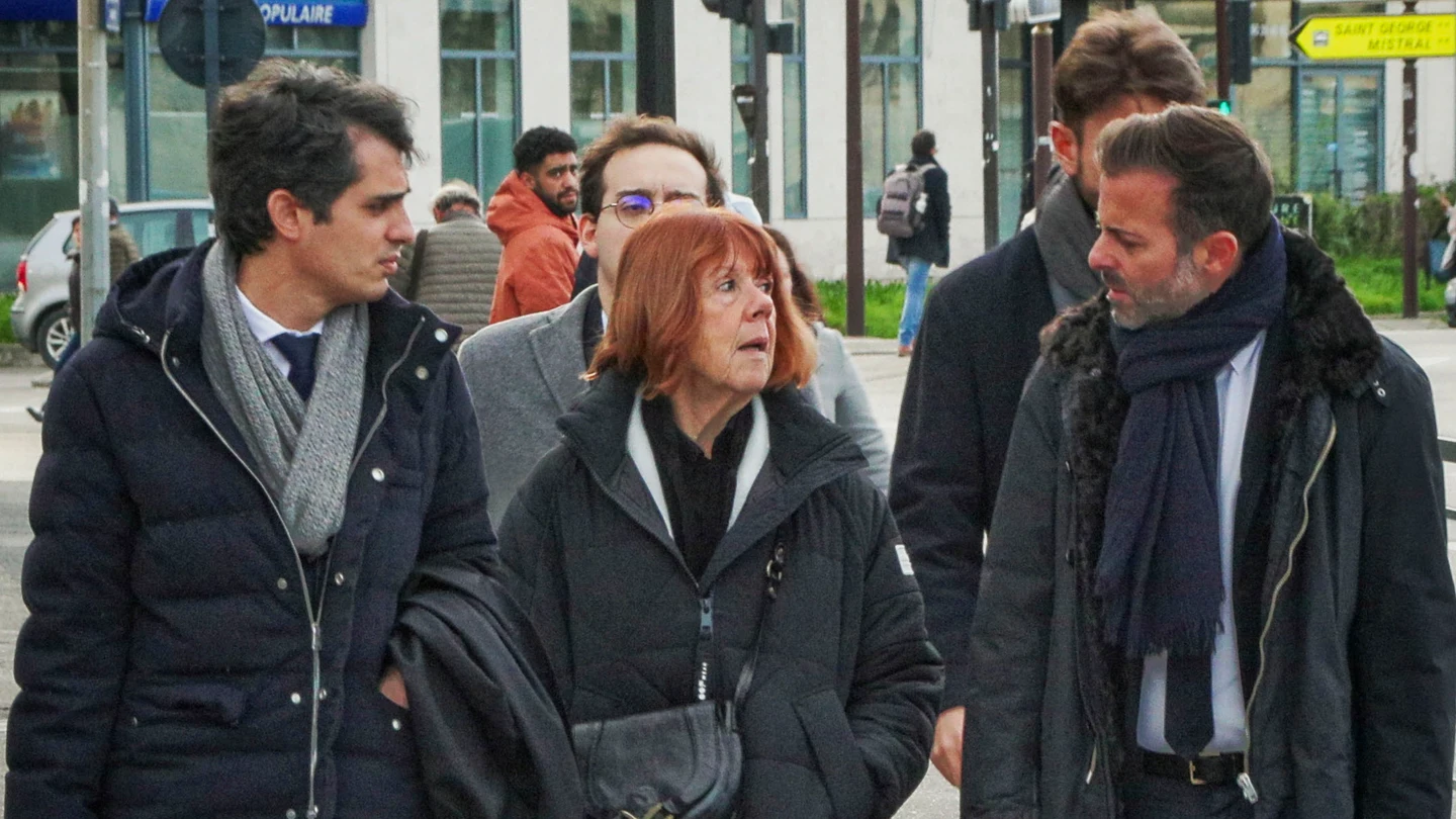 Gisèle Pelicot en la recta final del juicio contra Dominique Pelicot. Gisèle Pelicot en la recta final del juicio contra Dominique Pelicot.