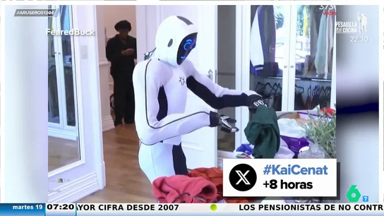 Así es el robot asistente que se ha comprado un youtuber por 24.000 euros: "No te saca de ningún apuro" Así es el robot asistente que se ha comprado un youtuber por 24.000 euros: "No te saca de ningún apuro"
