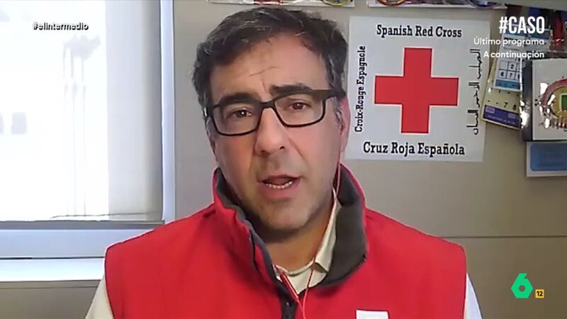 Íñigo Vila, de Cruz Roja, sobre los bulos: "Es complejo cuando dejas a tu familia para ir a Valencia a ayudar y no te lo reconocen"