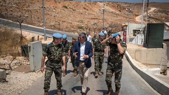 El general de brigada Venancio Aguado, a la izquierda de la imagen en un foto de archivo El general de brigada Venancio Aguado, a la izquierda de la imagen en un foto de archivo