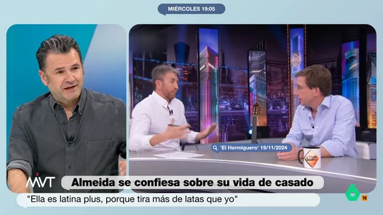 Iñaki López, sobre Almeida y su incapacidad para cocinar: "Solo nos falta hacer un crowdfunding para mandarle comida" Almeida reconocía en su entrevista en 'El Hormiguero' que ni él ni su mujer, Teresa Urquijo, saben freír un huevo y que tiran mucho de latas de conservas. "Van a acabar con botulismo", reacciona con humor Iñaki López en este vídeo.