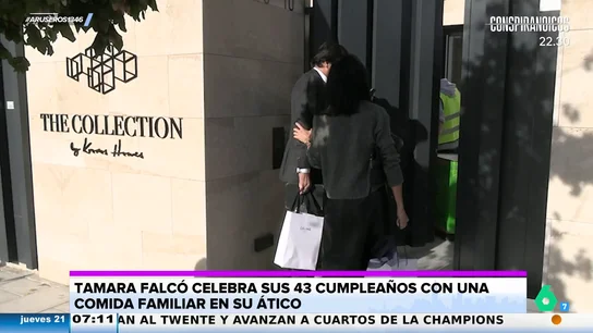 El cómico momento en el que Manuel Falcó se 'cuela' detrás de un repartidor en casa de Tamara Falcó El cómico momento en el que Manuel Falcó se 'cuela' detrás de un repartidor en casa de Tamara Falcó