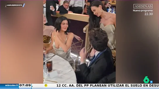 El vídeo del desplante de Demi Moore a Kylie Jenner en los Globos de Oro: "La incomodidad es visible" El vídeo del desplante de Demi Moore a Kylie Jenner en los Globos de Oro: "La incomodidad es visible"