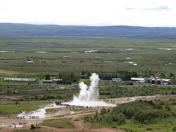 Géiser Strokkur, en Islandia Géiser Strokkur, en Islandia