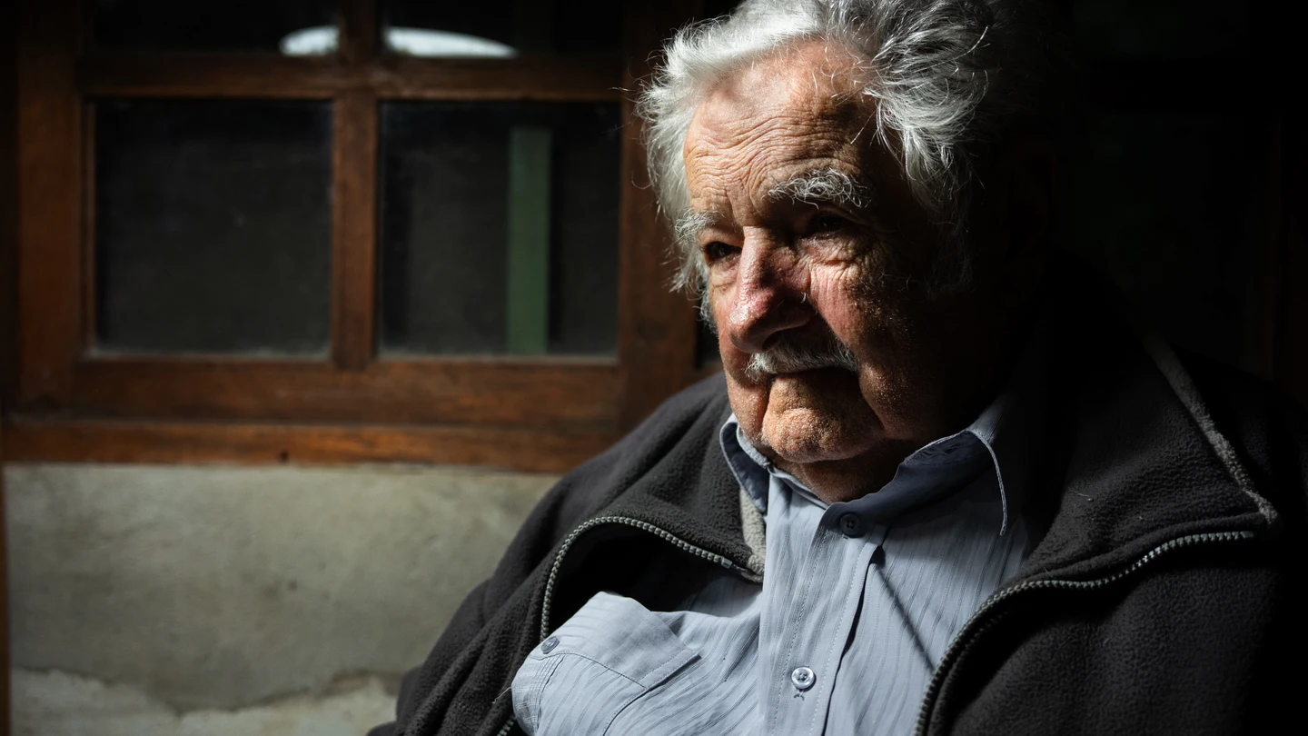 José Mujica posa en el comedor de su casa en Montevideo. José Mujica posa en el comedor de su casa en Montevideo.