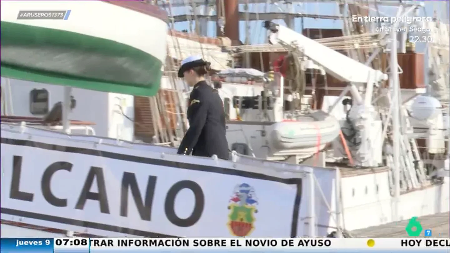 Ejercicios, clases y 'Paquito el chocolatero': las rutinas de la princesa Leonor a bordo del Juan Sebastián Elcano Ejercicios, clases y 'Paquito el chocolatero': las rutinas de la princesa Leonor a bordo del Juan Sebastián Elcano