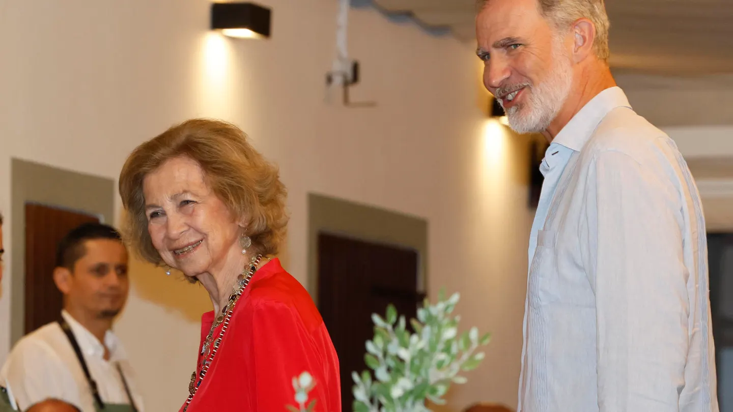 Imagen de archivo de Felipe VI y su madre, la reina emérita doña Sofía. Imagen de archivo de Felipe VI y su madre, la reina emérita doña Sofía.
