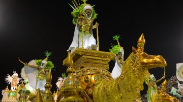 Desfile de las escuelas de Samba del Grupo Especial en el Sambódromo de Río de Janeiro