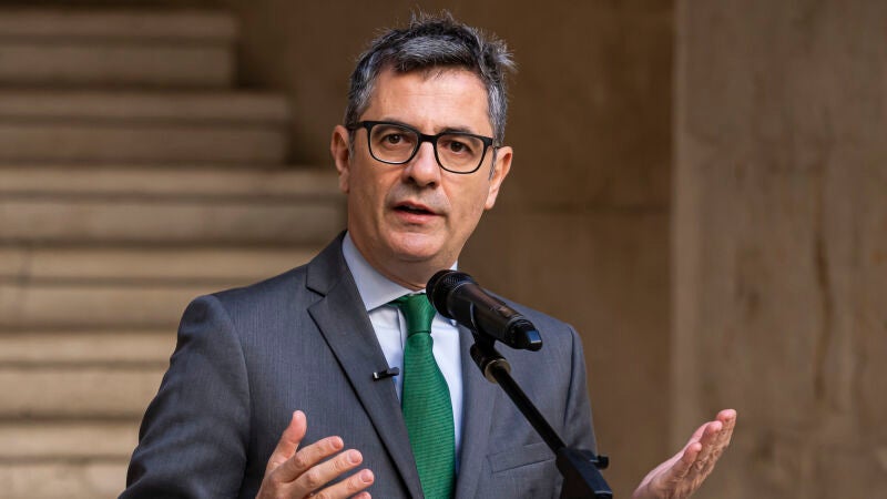 El ministro de la Presidencia, Justicia y Relaciones con las Cortes, Félix Bolaños, durante una rueda de prensa