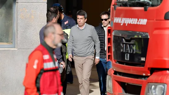 Mazón visita el lugar del suceso después de que una persona muriera y otra resultara herida Mazón visita el lugar del suceso después de que una persona muriera y otra resultara herida