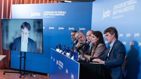 Reunión de Junts en la que interviene telemáticamente su presidente Carles Puigdemont Reunión de Junts en la que interviene telemáticamente su presidente Carles Puigdemont