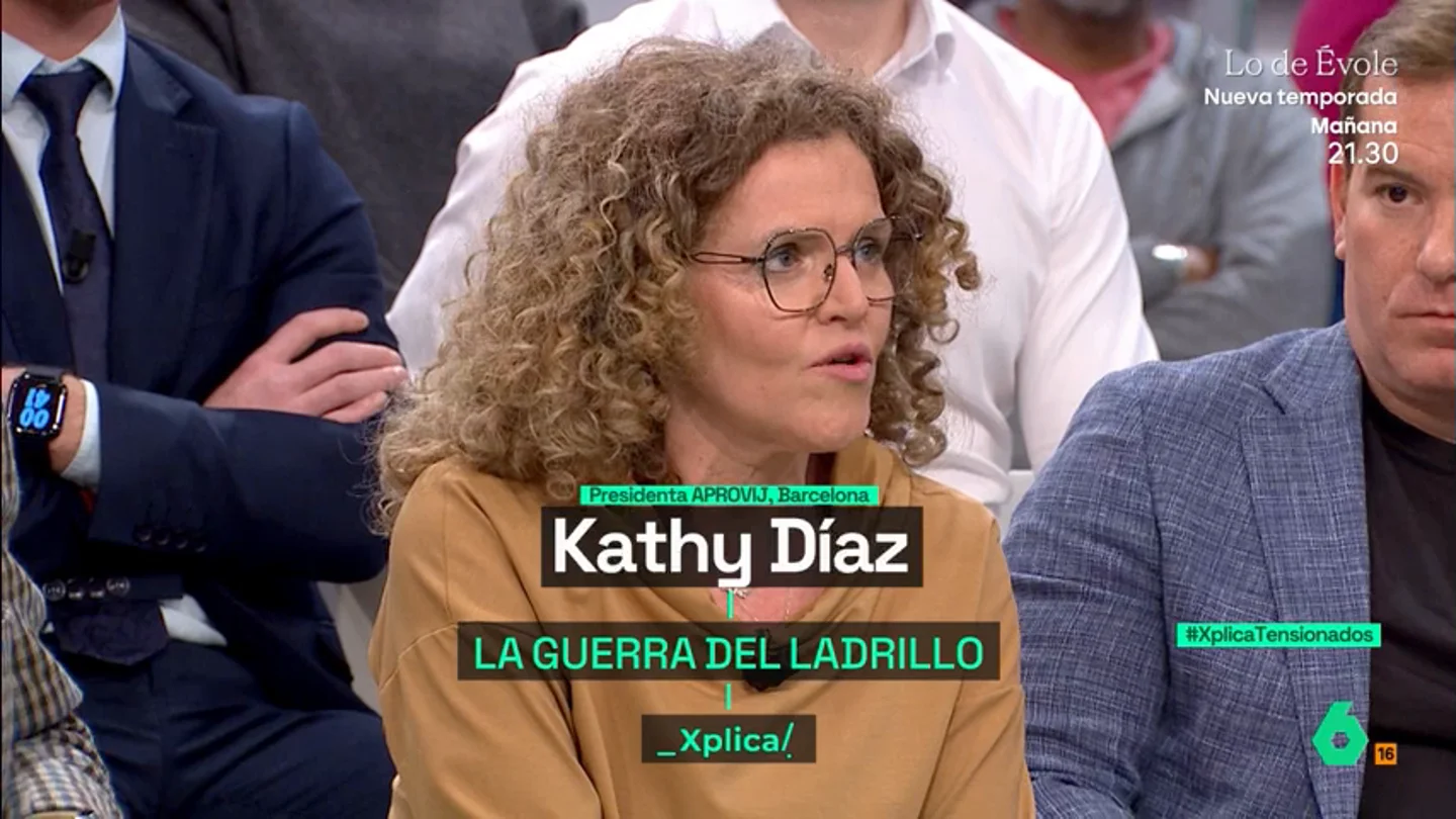 XPLICA Una representante de pequeños propietarios: "Yo tengo una inquiokupa desde hace cinco años que ni quiere pagar ni se quiere ir" XPLICA Una representante de pequeños propietarios: "Yo tengo una inquiokupa desde hace cinco años que ni quiere pagar ni se quiere ir"