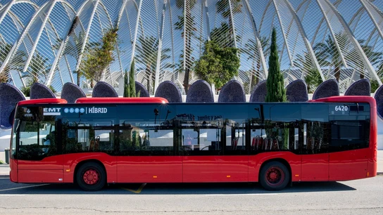 Foto de archivo de un autobús de la EMT de Valencia Foto de archivo de un autobús de la EMT de Valencia