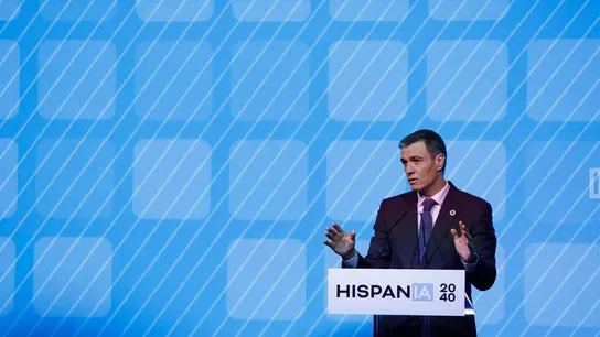 El presidente del Gobierno, Pedro Sánchez, durante su intervención en la jornada 'HispanIA 2040: cómo la inteligencia artificial mejorará nuestro futuro' El presidente del Gobierno, Pedro Sánchez, durante su intervención en la jornada 'HispanIA 2040: cómo la inteligencia artificial mejorará nuestro futuro'