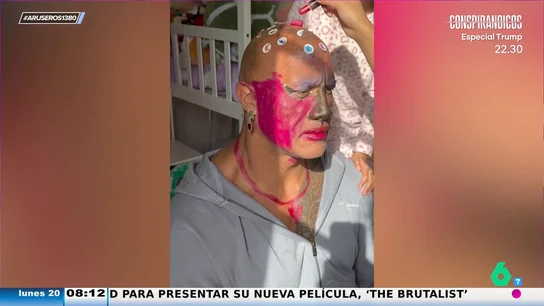 Dwayne Johnson muestra el resultado de una sesión de maquillaje hecha por sus hijas: "Al principio creía que era Matamoros" Dwayne Johnson muestra el resultado de una sesión de maquillaje hecha por sus hijas: "Al principio creía que era Matamoros"