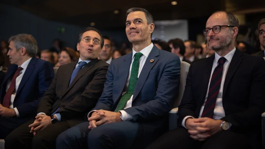 El ministro de Exteriores, José Manuel Albares, y el presidente del Gobierno, Pedro Sánchez, en una imagen de archivo. El ministro de Exteriores, José Manuel Albares, y el presidente del Gobierno, Pedro Sánchez, en una imagen de archivo.