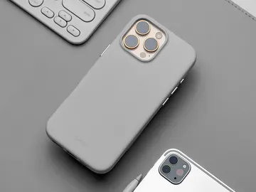 Un iPhone 16 Pro Max Un iPhone 16 Pro Max