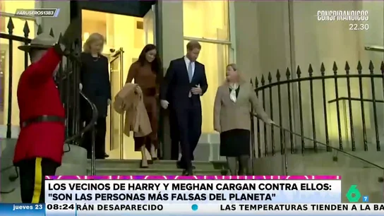 Los vecinos del príncipe Harry y Meghan Markle estallan: "Son las personas más falsas del planeta" Los vecinos del príncipe Harry y Meghan Markle estallan: "Son las personas más falsas del planeta"