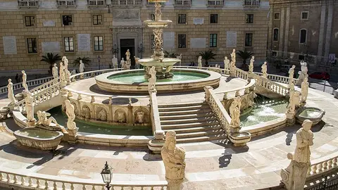 Fontana Pretoria de Palermo Fontana Pretoria de Palermo
