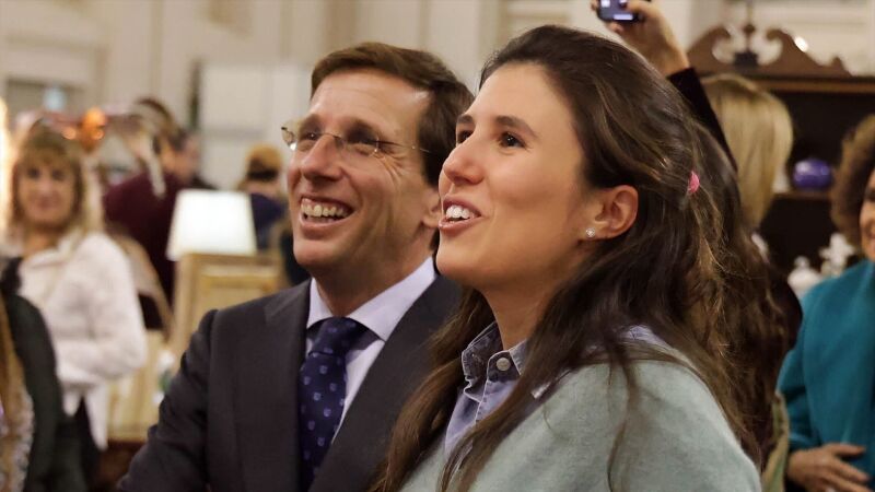 José Luis Martínez-Almeida y Teresa Urquijo en una foto de archivo