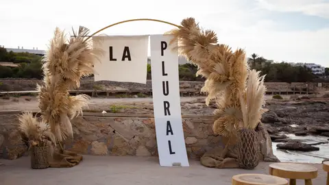 La Plural La Plural