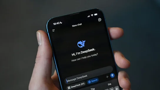 La IA china DeepSeek ya supera a ChatGPT en número de descargas para dispositivos Apple en Estados Unidos. La IA china DeepSeek ya supera a ChatGPT en número de descargas para dispositivos Apple en Estados Unidos.