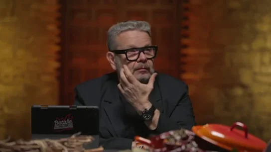 Así reacciona Alberto Chicote cuando la jefa de cocina de Altiborre echa la culpa a sus cocineras Así reacciona Alberto Chicote cuando la jefa de cocina de Altiborre echa la culpa a sus cocineras
