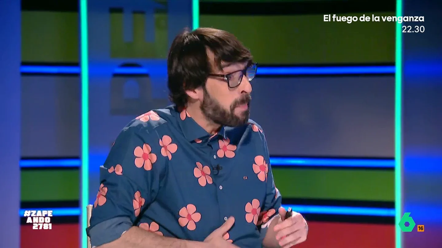 Quique Peinado desvela un curioso dato sobre Selena Leo: "Cree que las energías negativas se le cuelan por el ombligo" Sonia y Selena han participado en la primera semifinal del Benidorm Fest para convertirse en las representantes de España en la próxima edición de Eurovisión. Finalmente, el jurado del concurso eliminó al grupo de la carrera para llegar hasta Basilea.